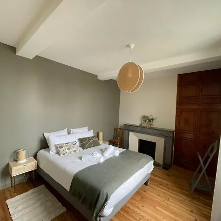 Maison Miqueu Holiday home Andoins