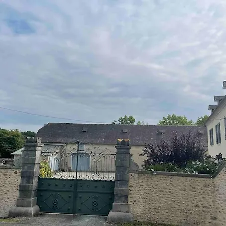 Nyaraló Maison Miqueu Andoins