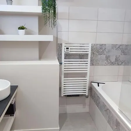 Holiday home Maison Miqueu Andoins