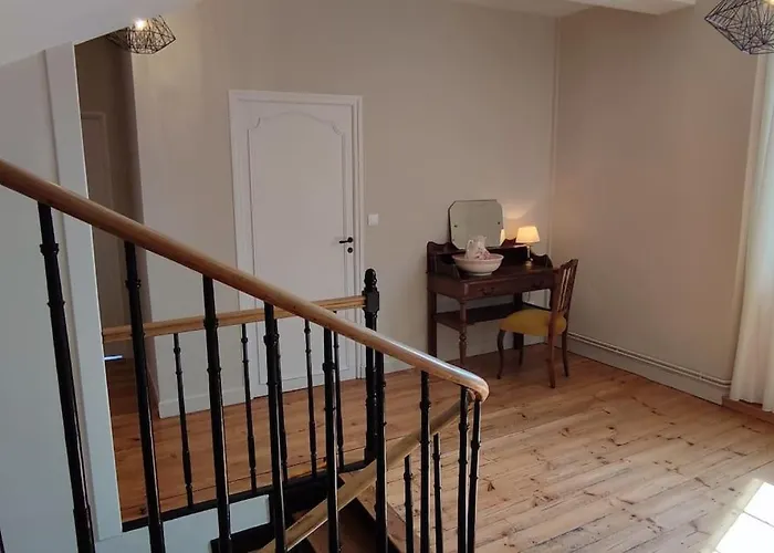 Maison Miqueu Andoins