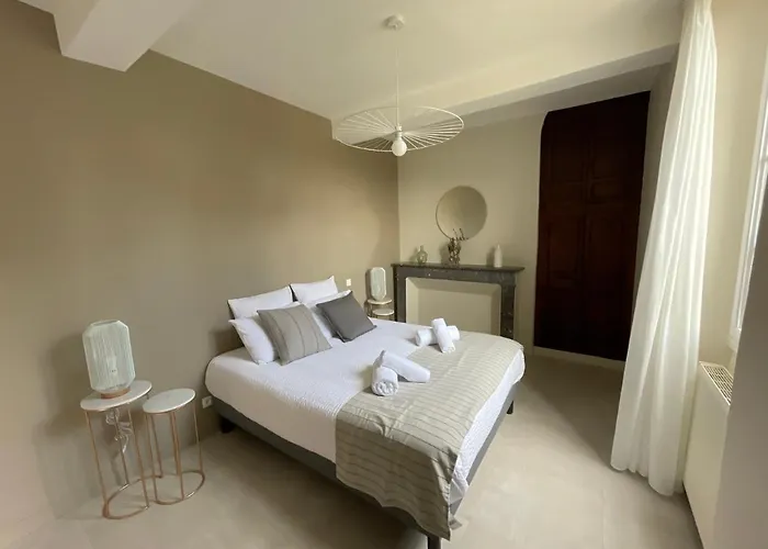 Maison Miqueu Andoins