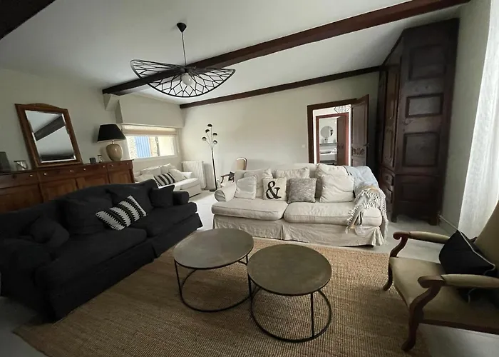 Maison Miqueu Andoins