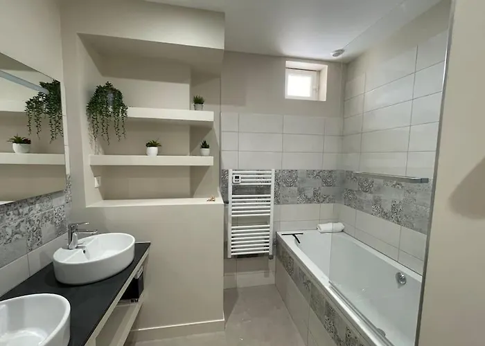 Feriehus Maison Miqueu *